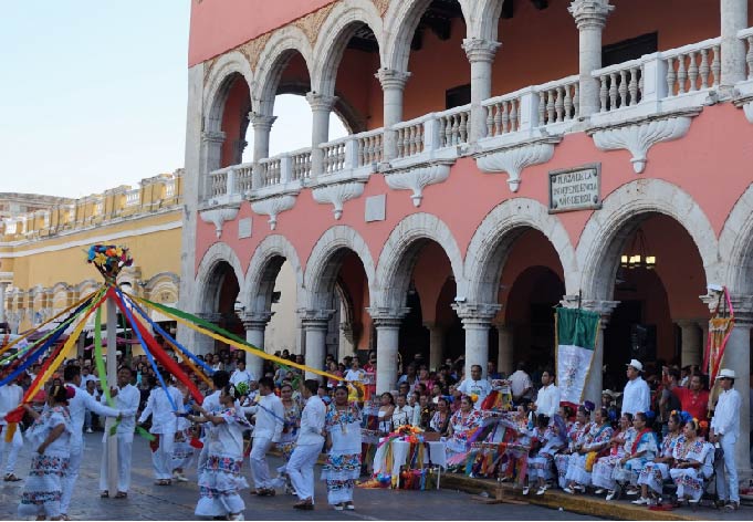 Traditional Mayan Dancers